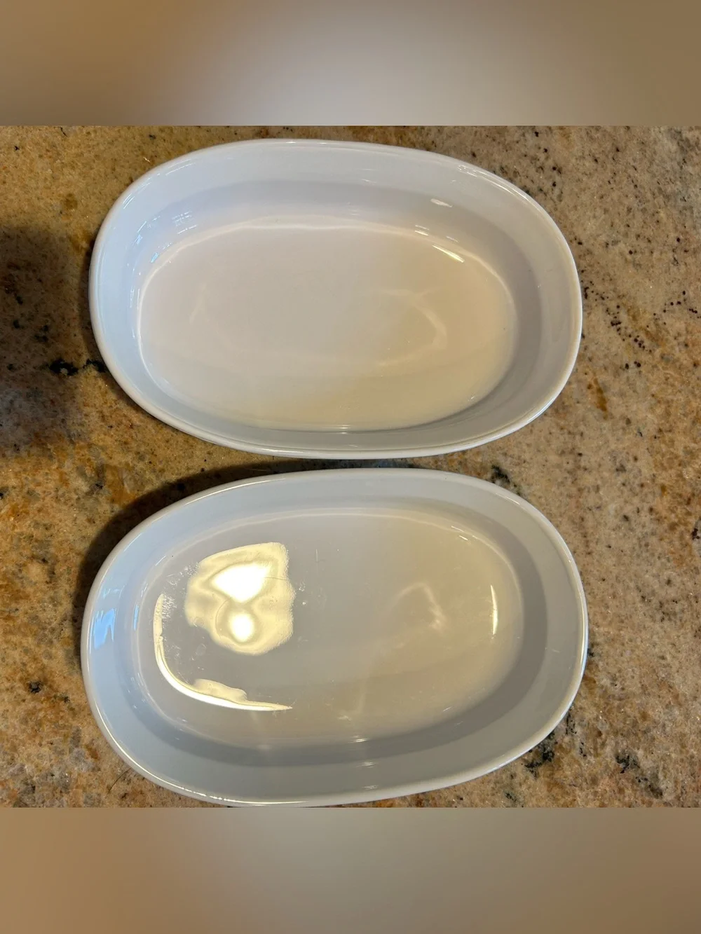 Corningware #F-15-B 475ml French White Oval Baking Dishes (2) 7.25”x4.75”w16 oz